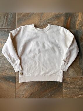 Tracksmith Trackhouse Crew Sweatshirt Ivory Off-White Hare Logo Medium M